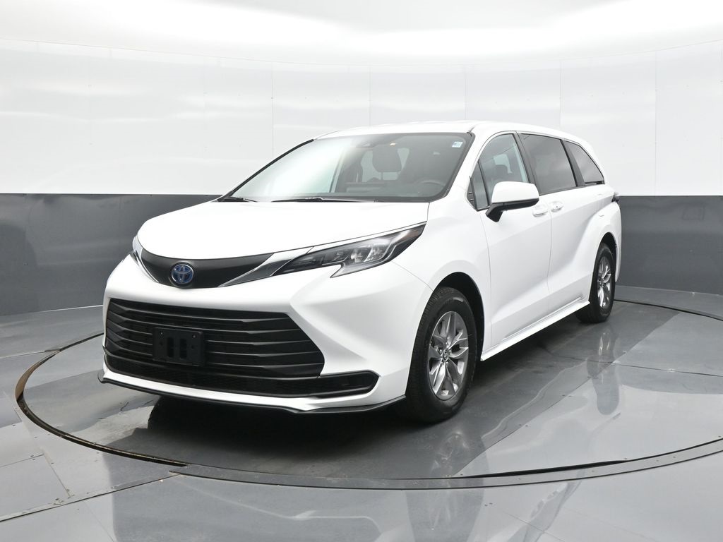 Vehicle image 1 of 33