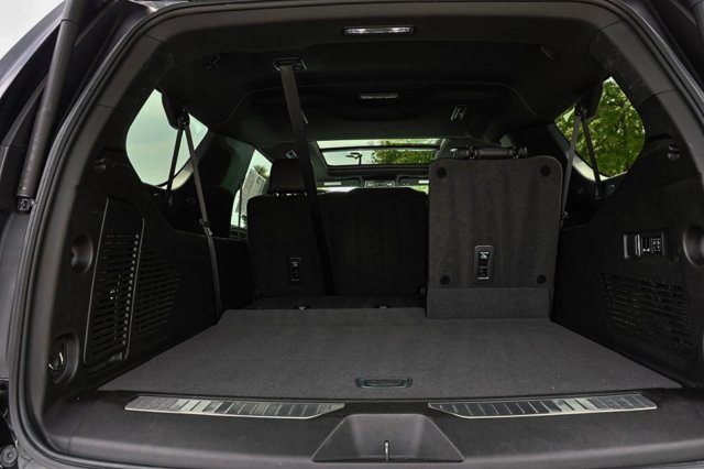 Vehicle image 22 of 60