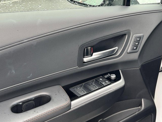Vehicle image 58 of 60