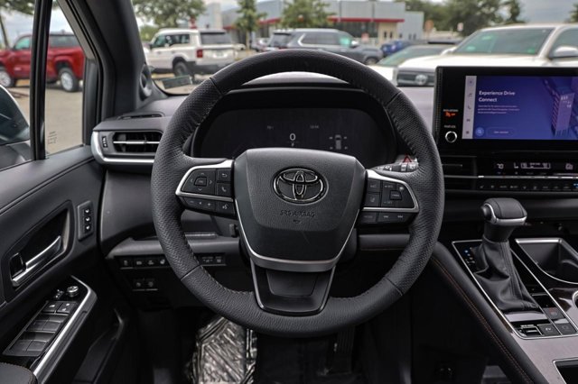 Vehicle image 41 of 60