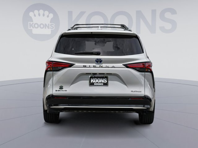 Vehicle image 11 of 60
