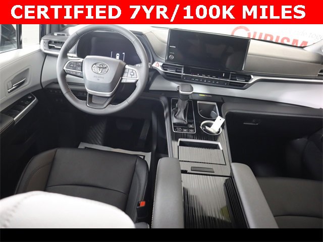 Vehicle image 39 of 53