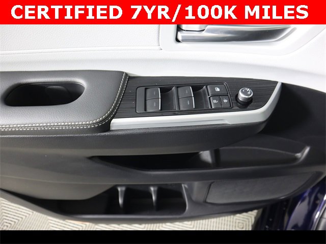 Vehicle image 40 of 53