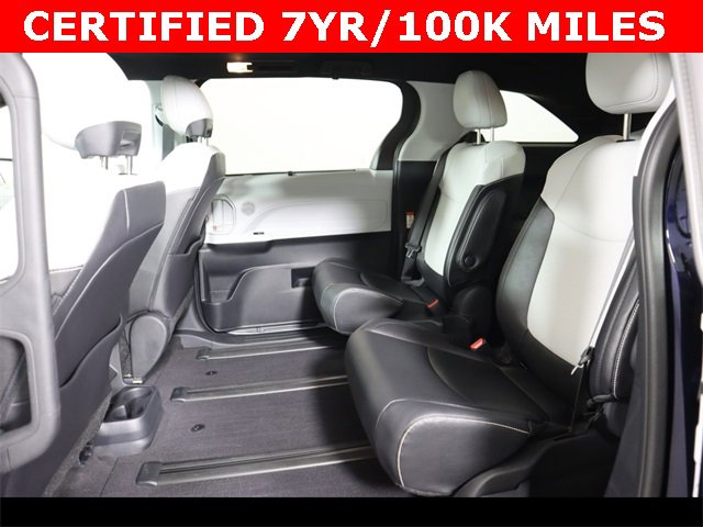 Vehicle image 36 of 53