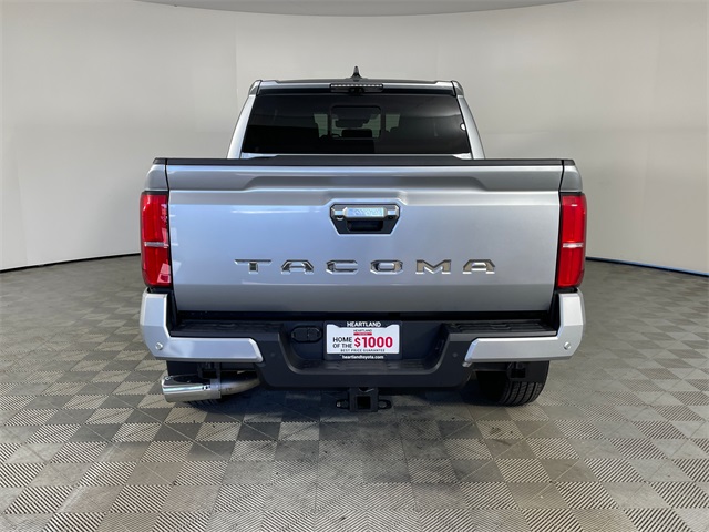 Vehicle image 5 of 28