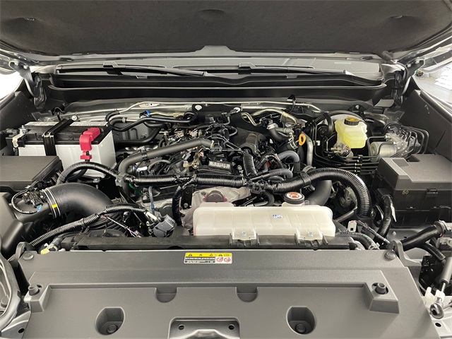 Vehicle image 27 of 28