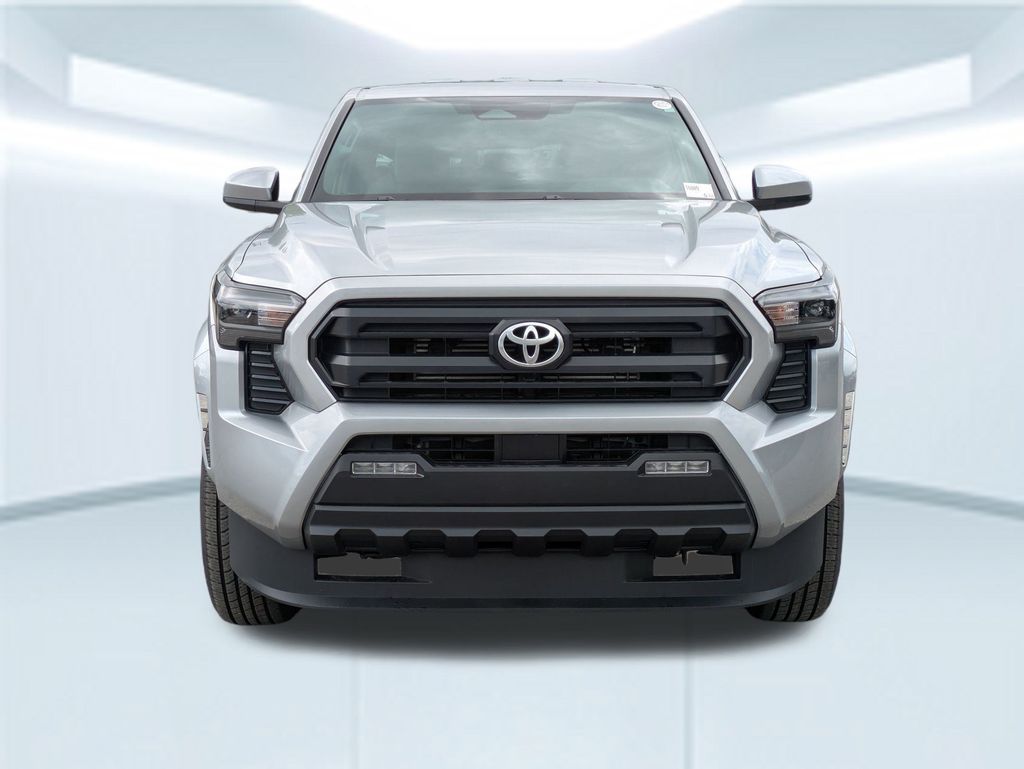 Vehicle image 2 of 32