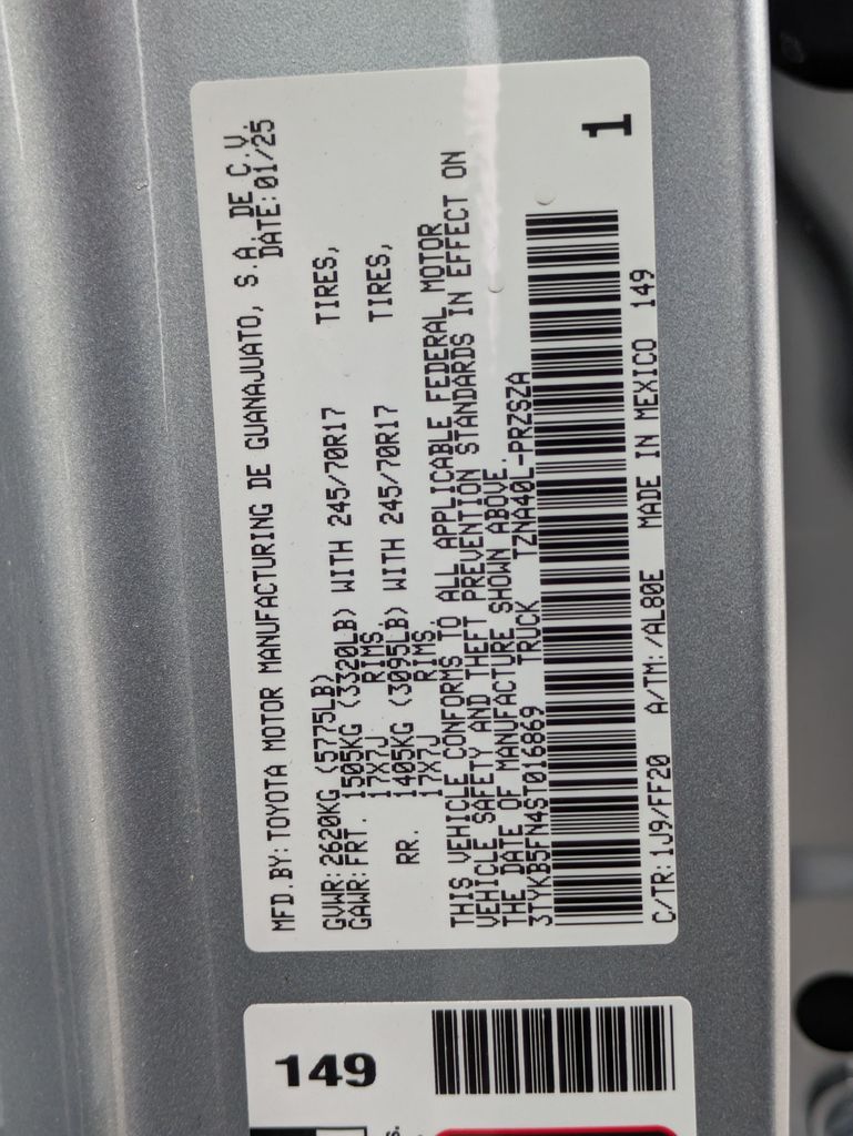 Vehicle image 31 of 32