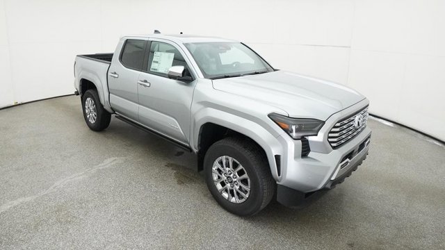 Vehicle image 10 of 33