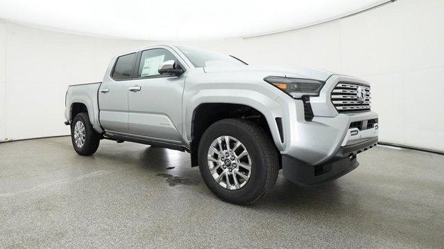 Vehicle image 14 of 33