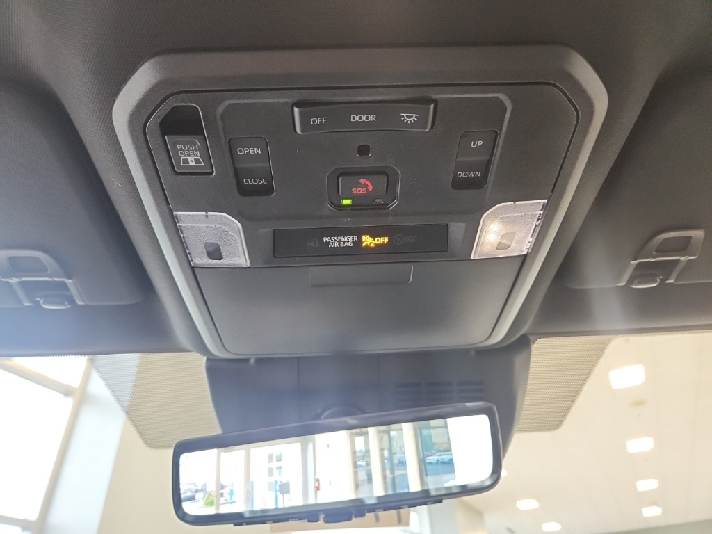 Vehicle image 27 of 27