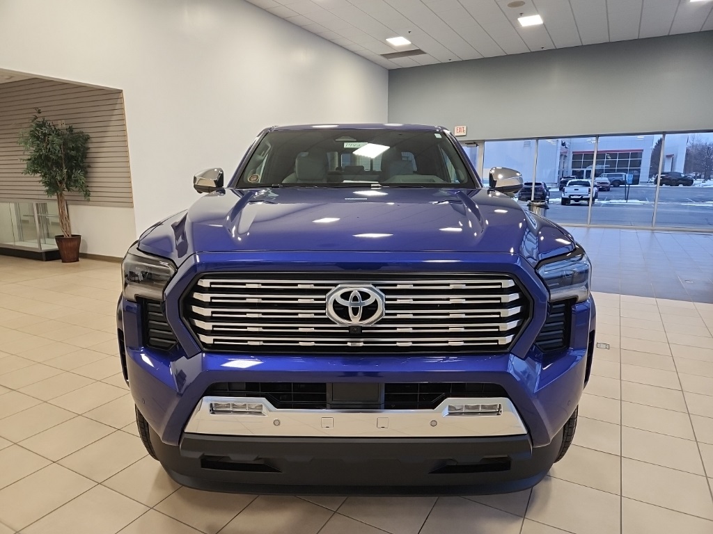 Vehicle image 4 of 29