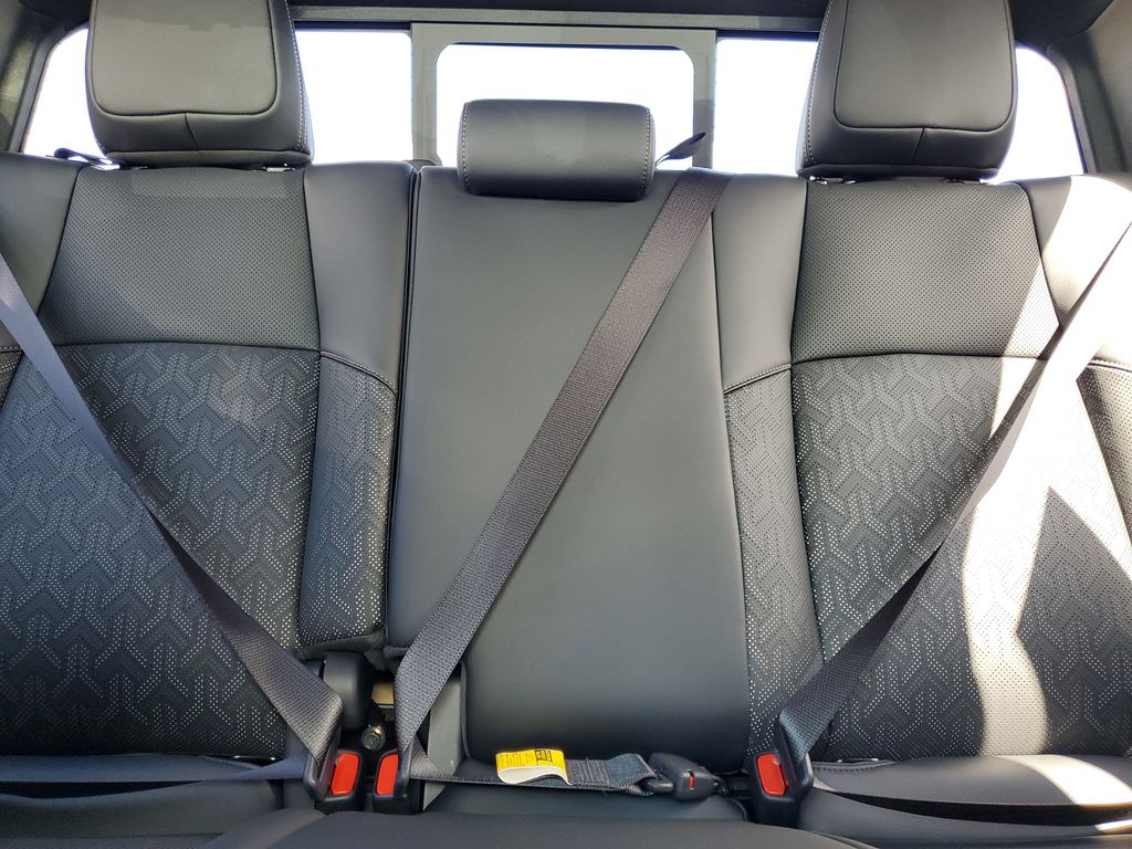 2025 Toyota Tacoma Limited Image 14 of 32