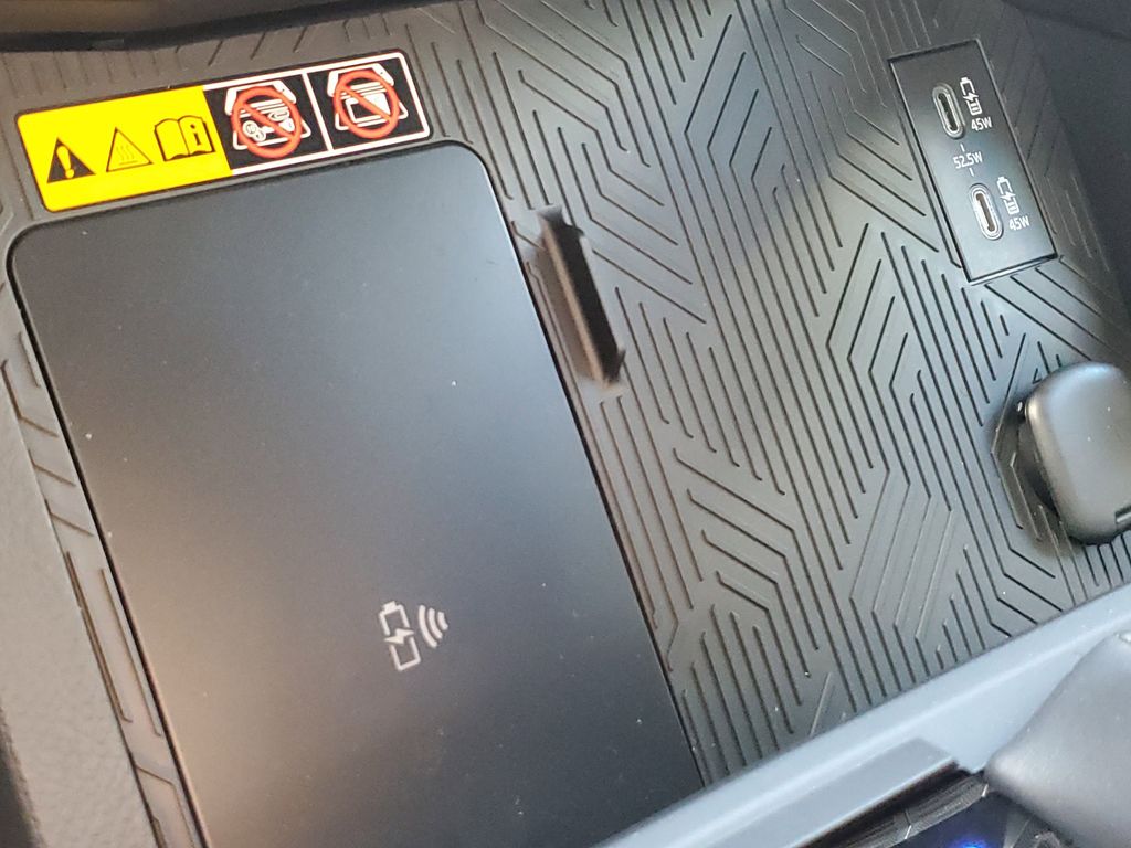 2025 Toyota Tacoma Limited Image 21 of 32