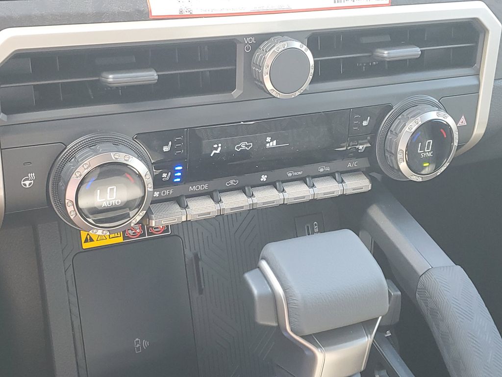 2025 Toyota Tacoma Limited Image 32 of 32