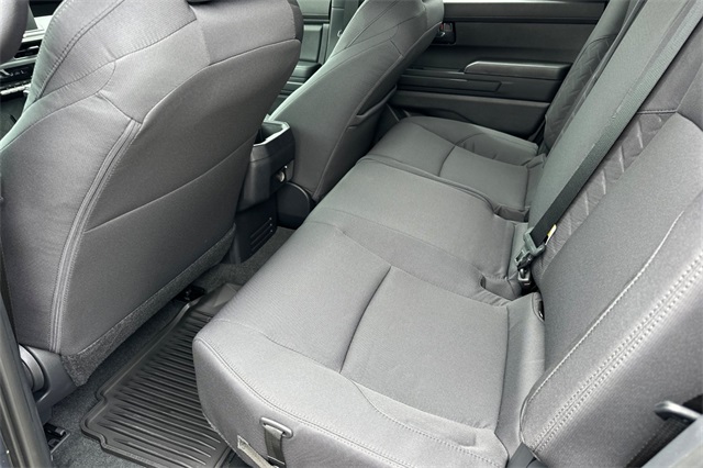 Vehicle image 12 of 32