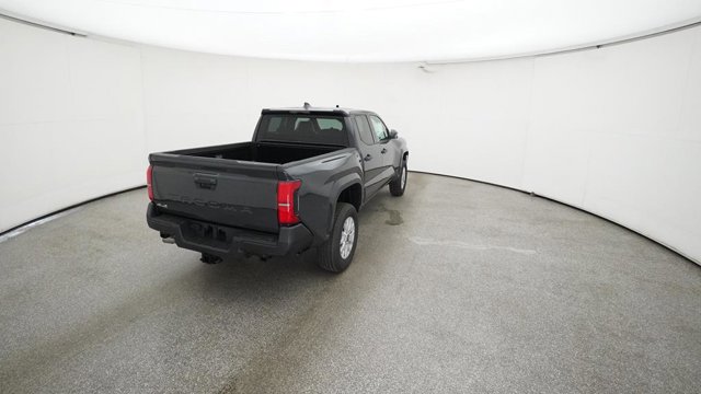 Vehicle image 17 of 33