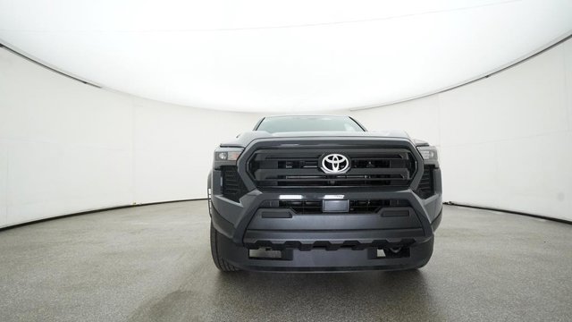 Vehicle image 7 of 33