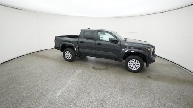 Vehicle image 10 of 33