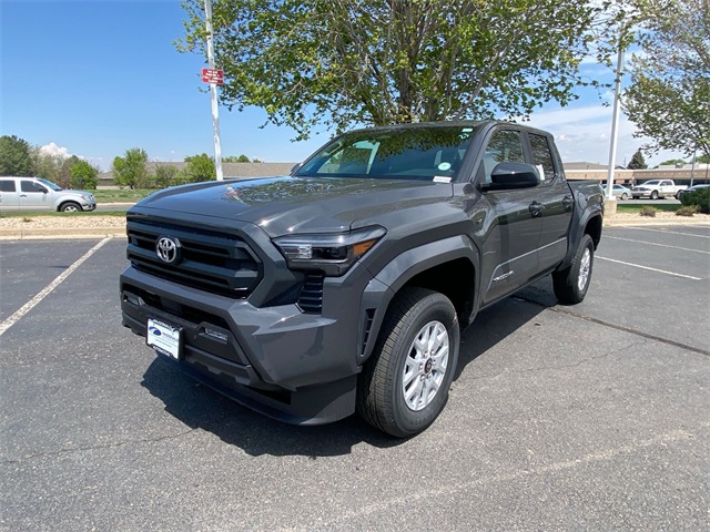 Vehicle image 7 of 24