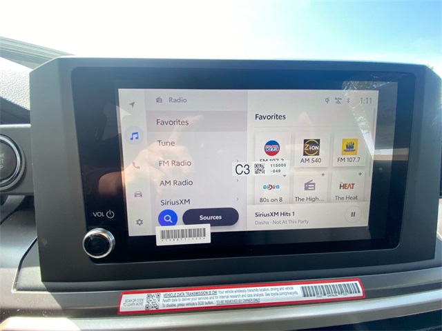 Vehicle image 16 of 24
