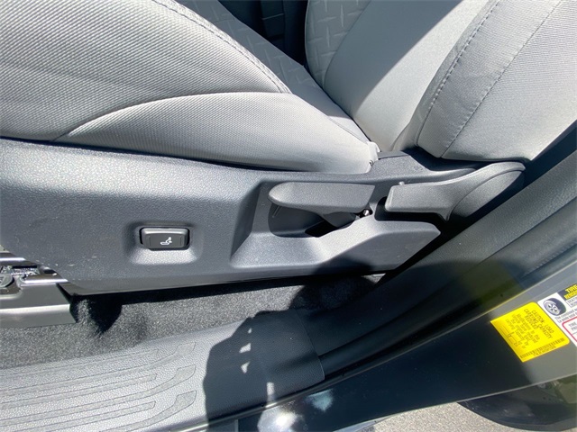 Vehicle image 12 of 24