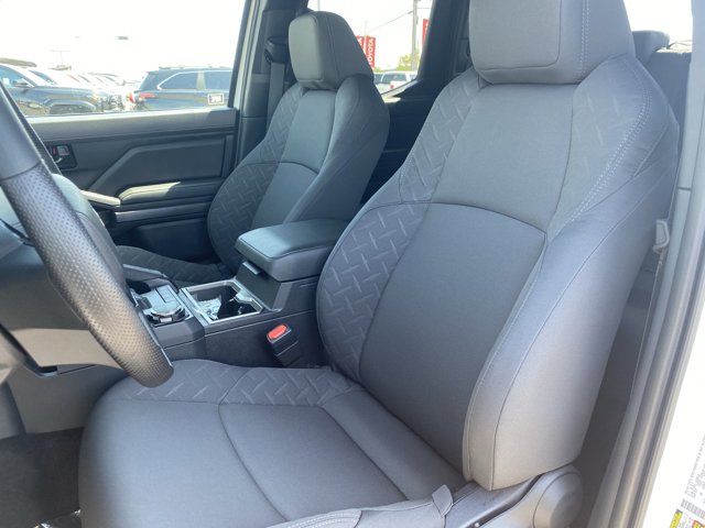 Vehicle image 14 of 20