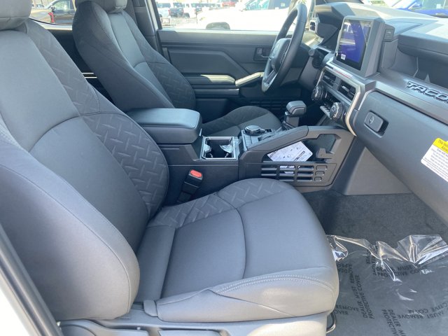 Vehicle image 9 of 20