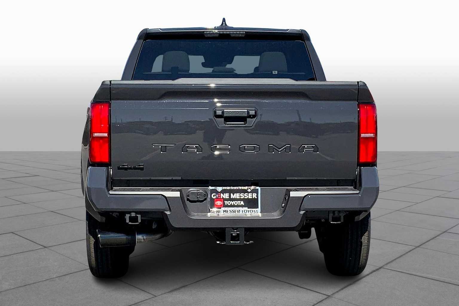 Vehicle image 4 of 20