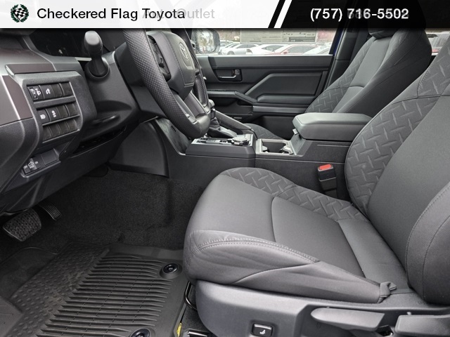 2025 Toyota Tacoma SR5 Image 4 of 5