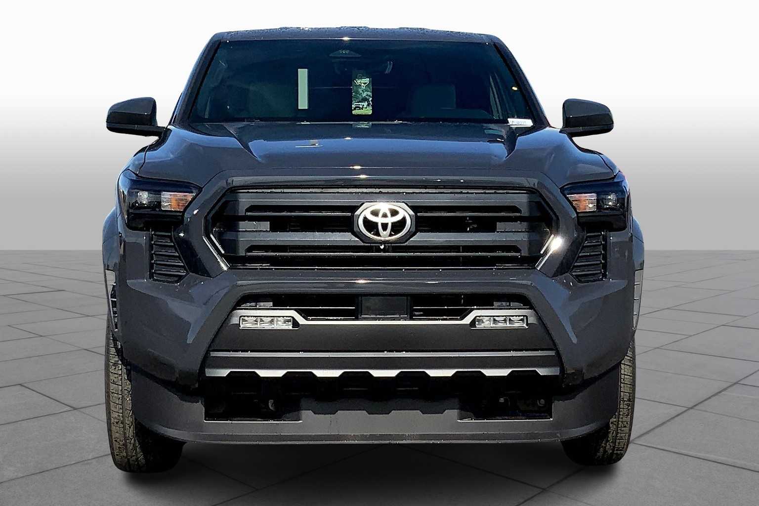 Vehicle image 2 of 22