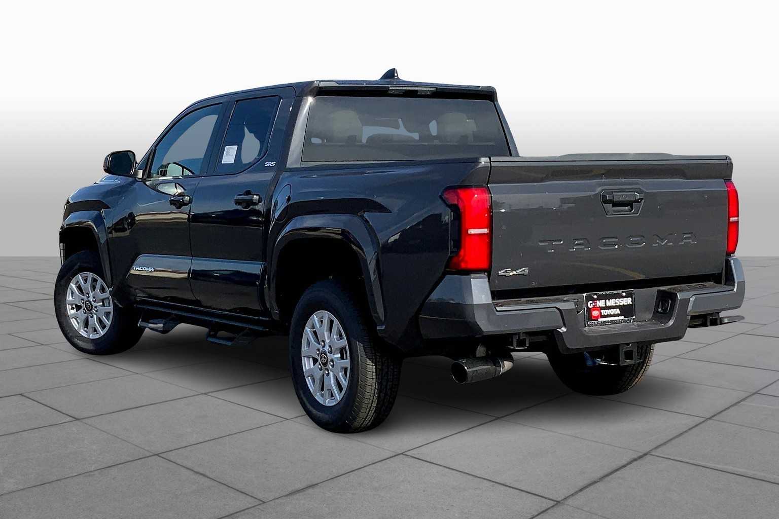 Vehicle image 5 of 22