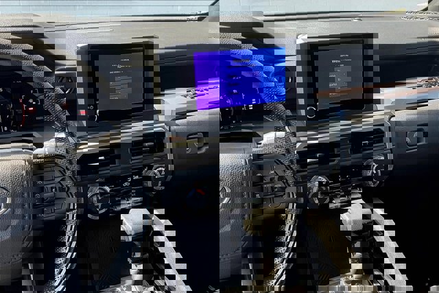 2025 Toyota Tacoma SR5 Image 11 of 19