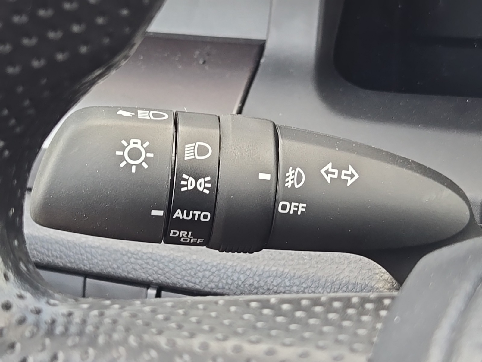 Vehicle image 29 of 41