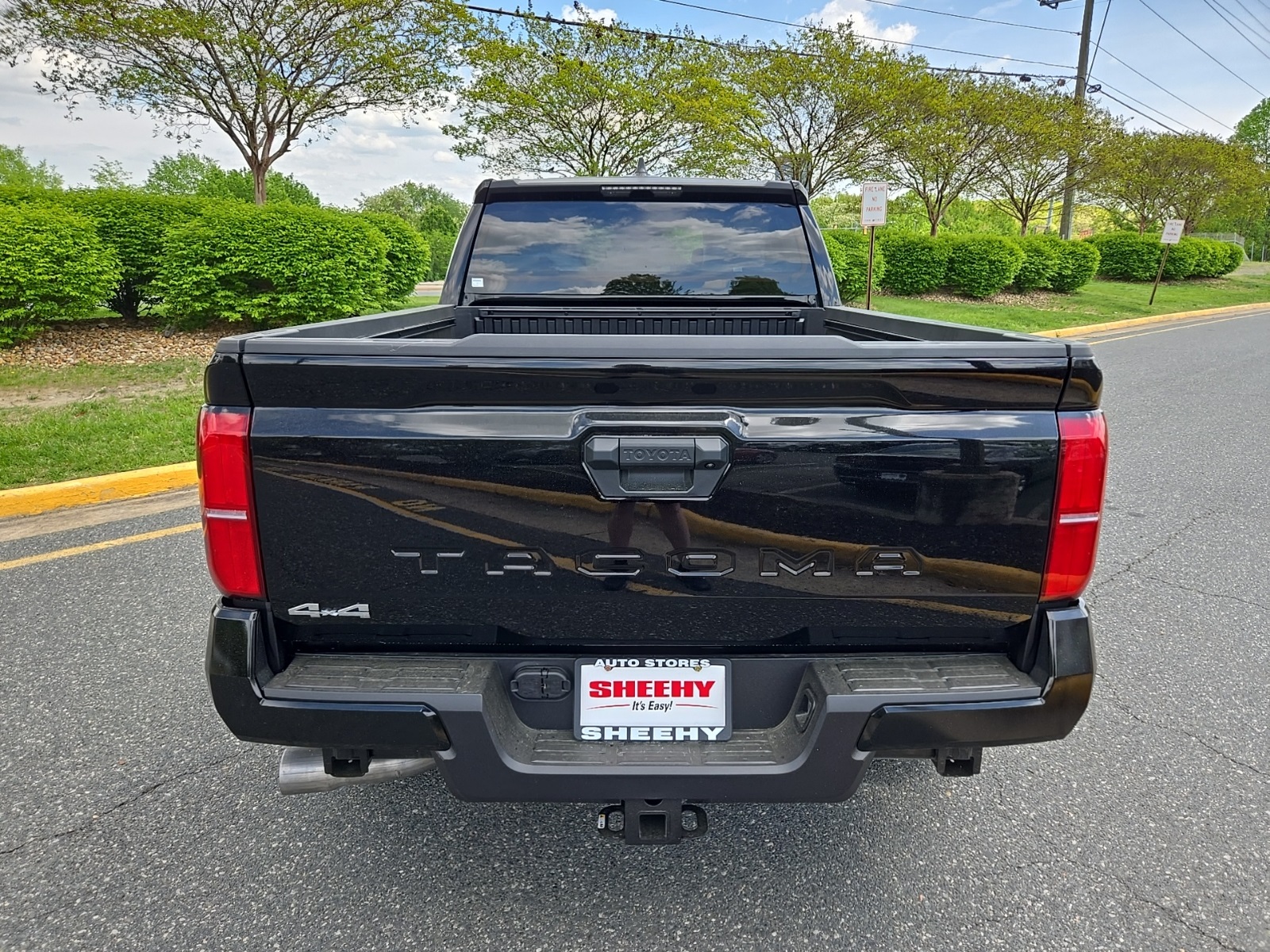 Vehicle image 8 of 41