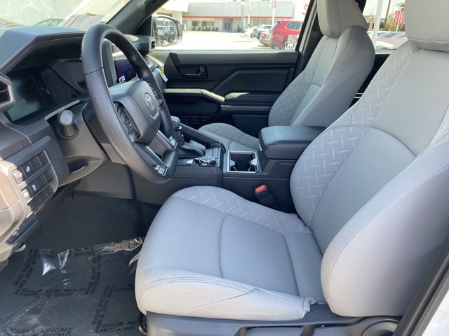 Vehicle image 13 of 20