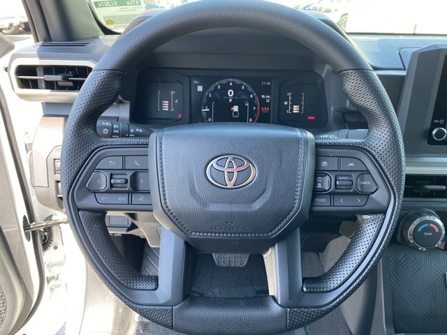 Vehicle image 18 of 20