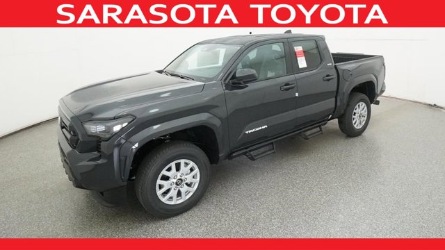 Vehicle image 2 of 33