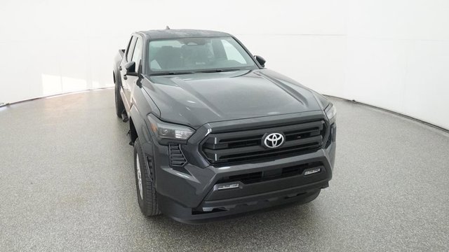 Vehicle image 10 of 33