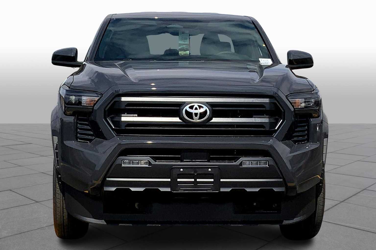 Vehicle image 2 of 22