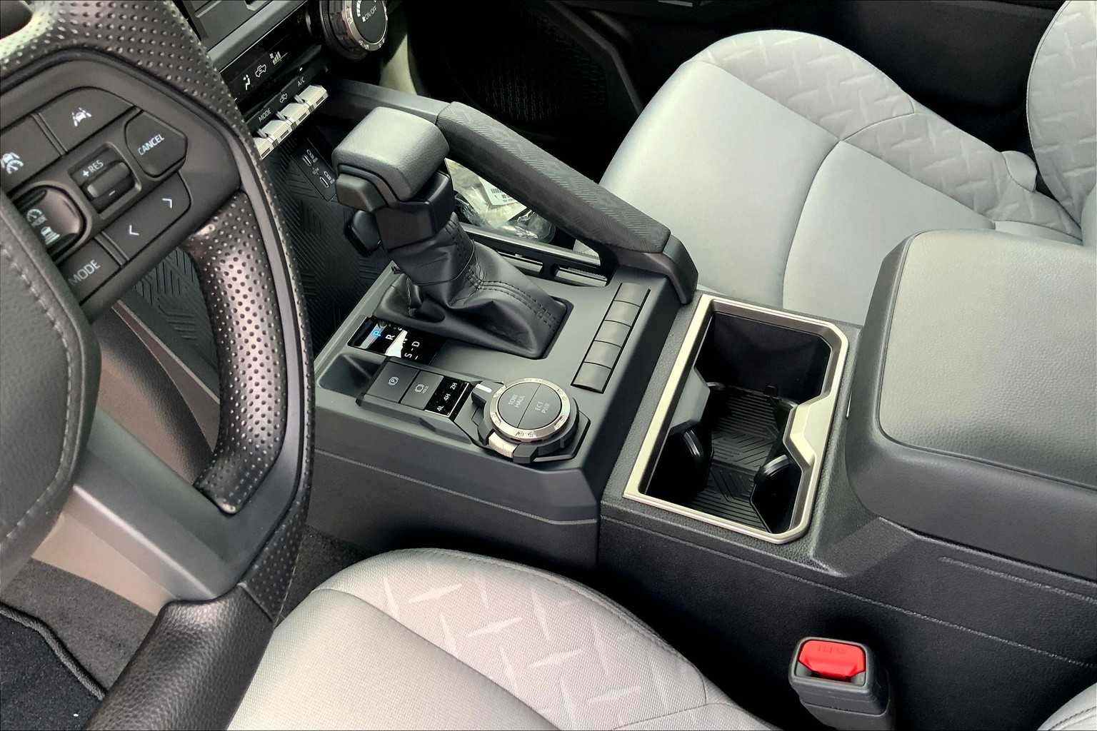 Vehicle image 8 of 22