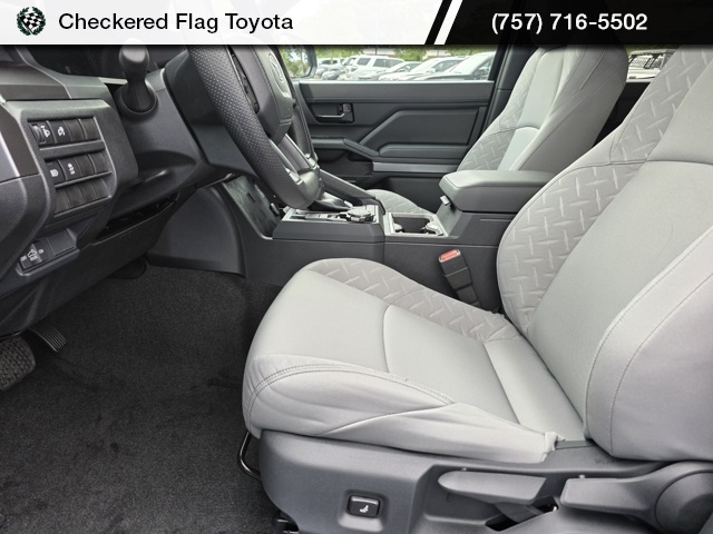 2025 Toyota Tacoma SR5 Image 5 of 6