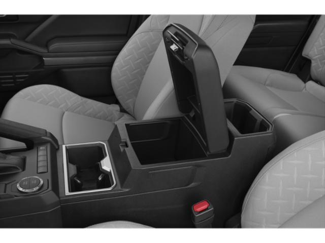 Vehicle image 13 of 15