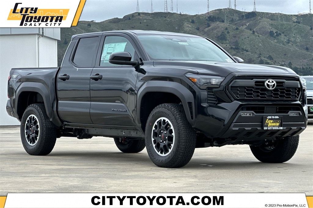 Vehicle image 3 of 22