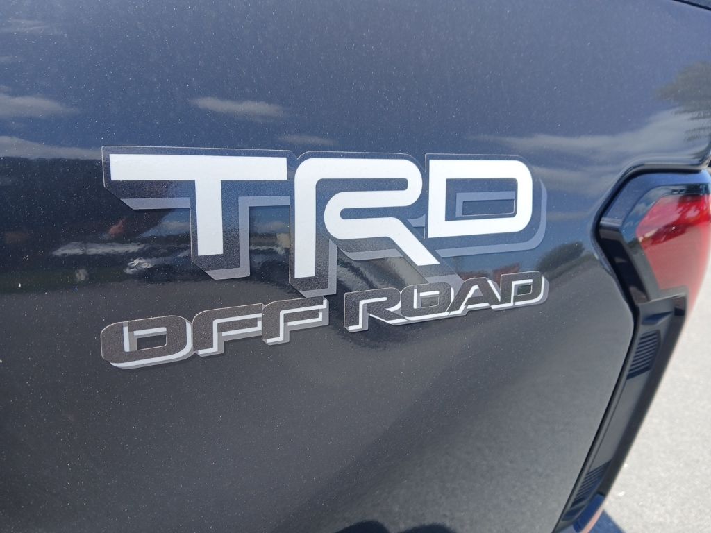 2025 Toyota Tacoma TRD Off Road Image 13 of 14