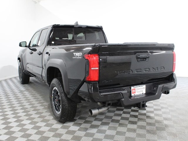 Vehicle image 4 of 15