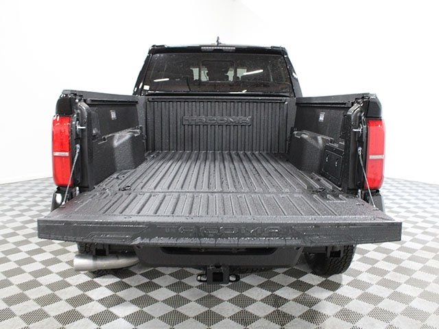 Vehicle image 12 of 15