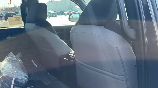 Vehicle image 24 of 29