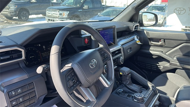 Vehicle image 10 of 29