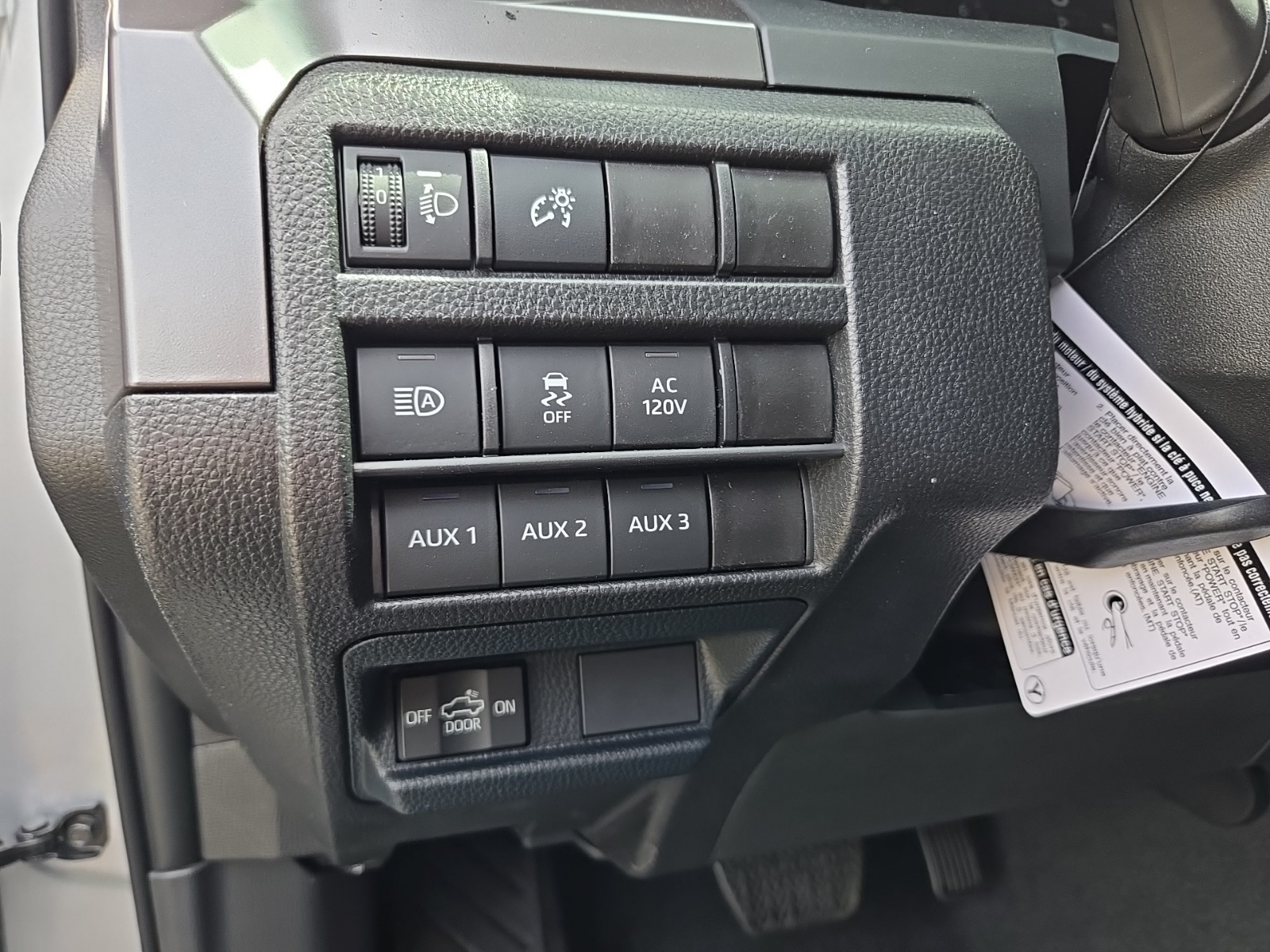 Vehicle image 26 of 47